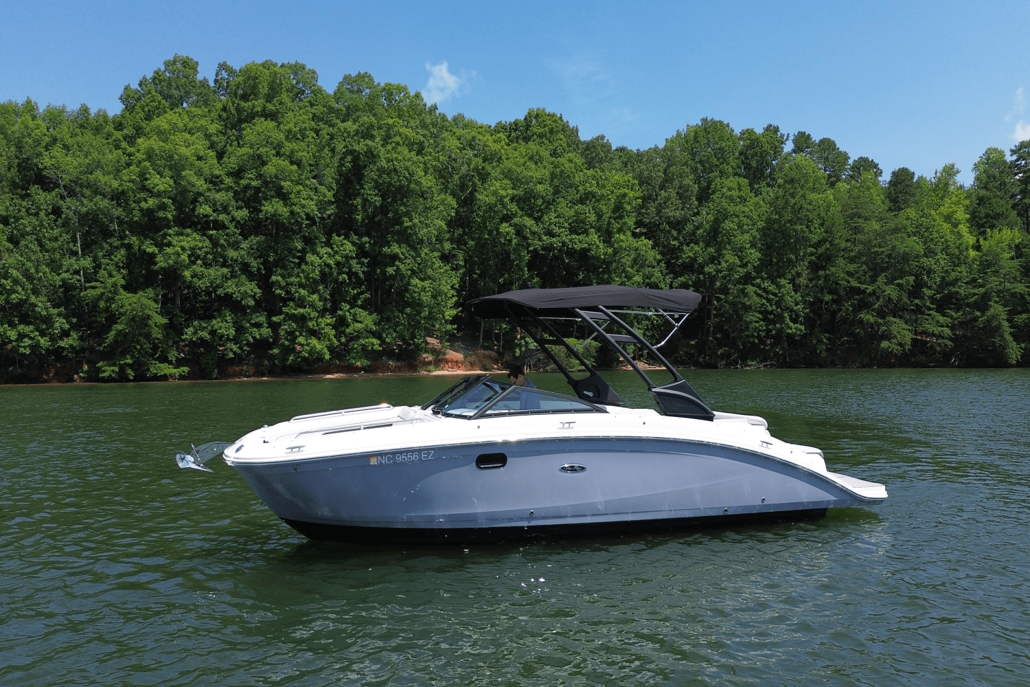 Slide: The Image of Sea Ray SDX 270 2023 - 4