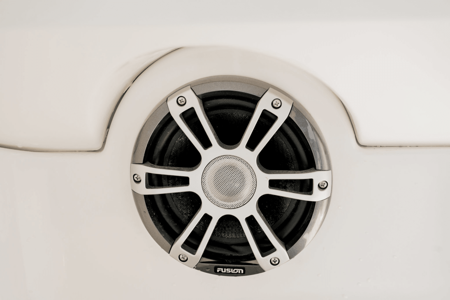 Slide: The Image of Sea Ray SDX 270 2025 - 24