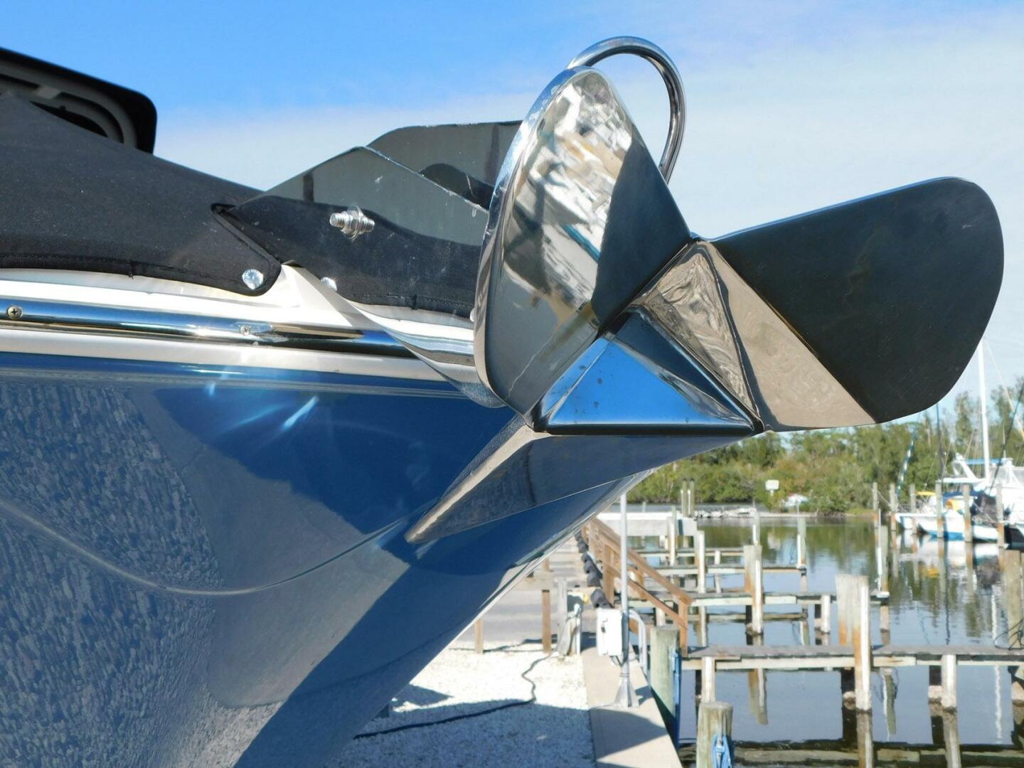 Slide: The Image of Sea Ray SDX 270 Outboard 2020 - 4965000