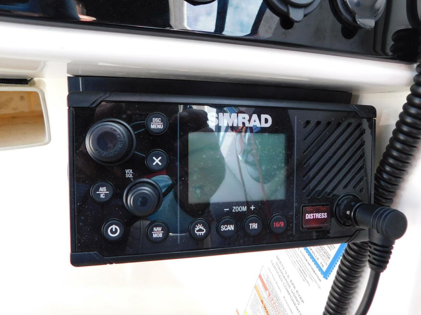 Slide: The Image of Sea Ray SDX 270 Outboard 2020 - 4965020