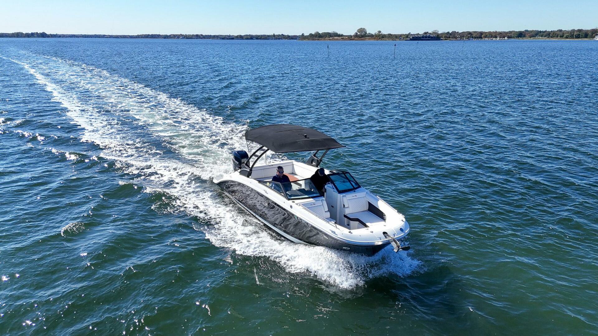 Slide: The Image of Sea Ray SDX 270 Outboard 2021 - 4750105