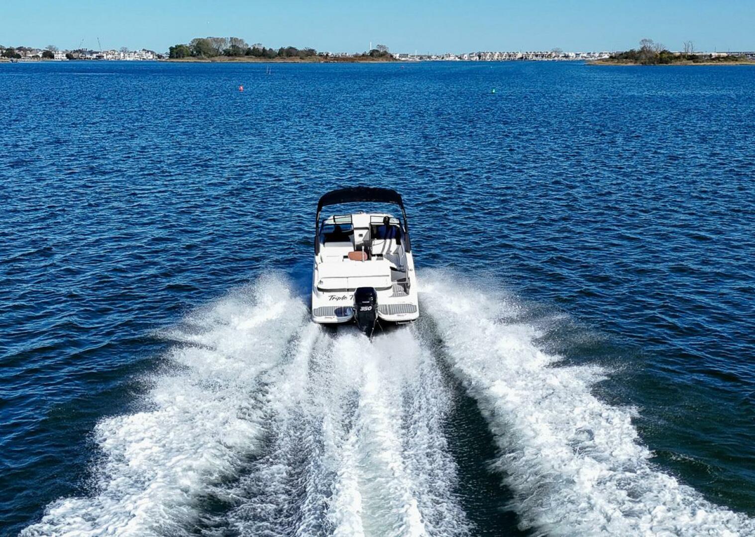 Slide: The Image of Sea Ray SDX 270 Outboard 2021 - 4750106