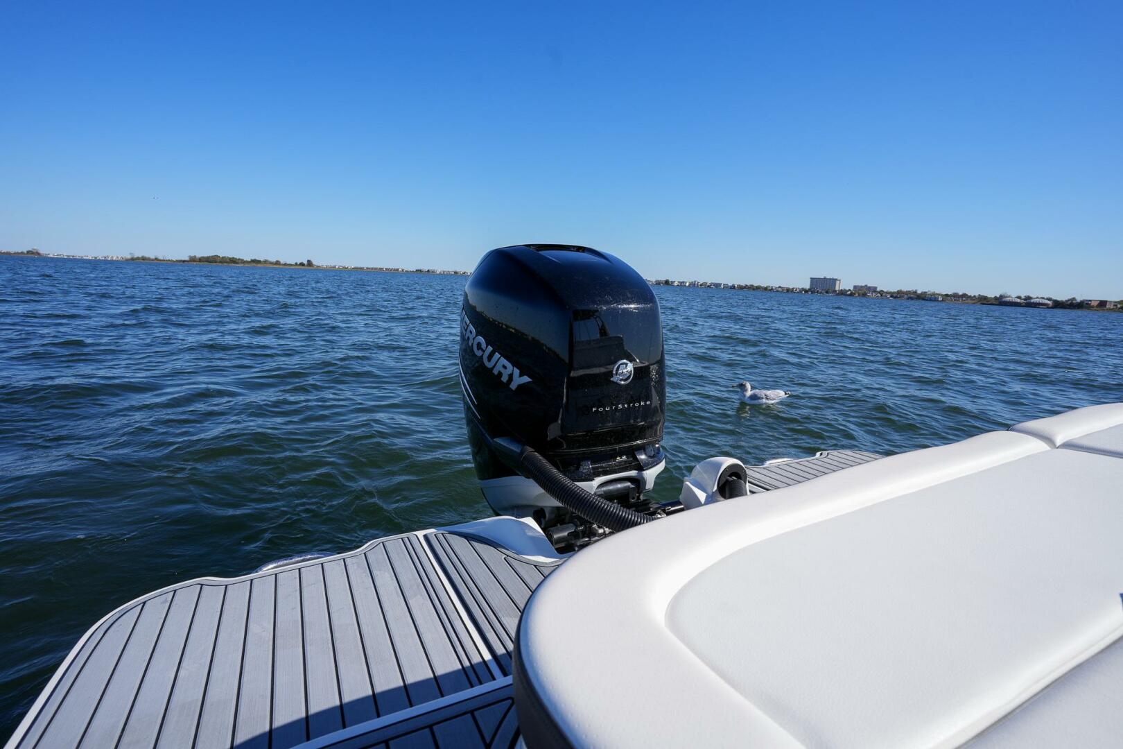 Slide: The Image of Sea Ray SDX 270 Outboard 2021 - 4750109