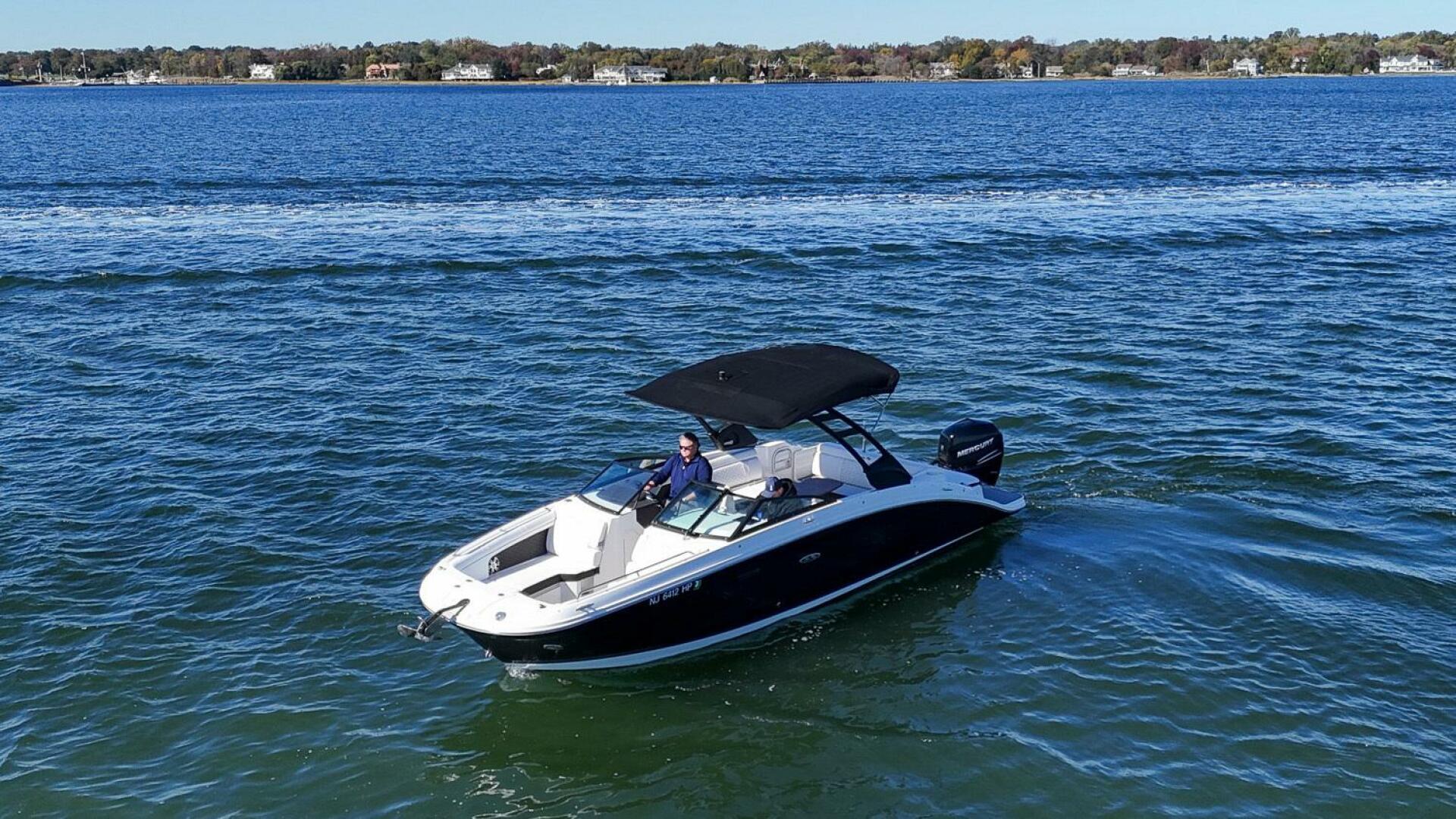 Slide: The Image of Sea Ray SDX 270 Outboard 2021 - 4750098