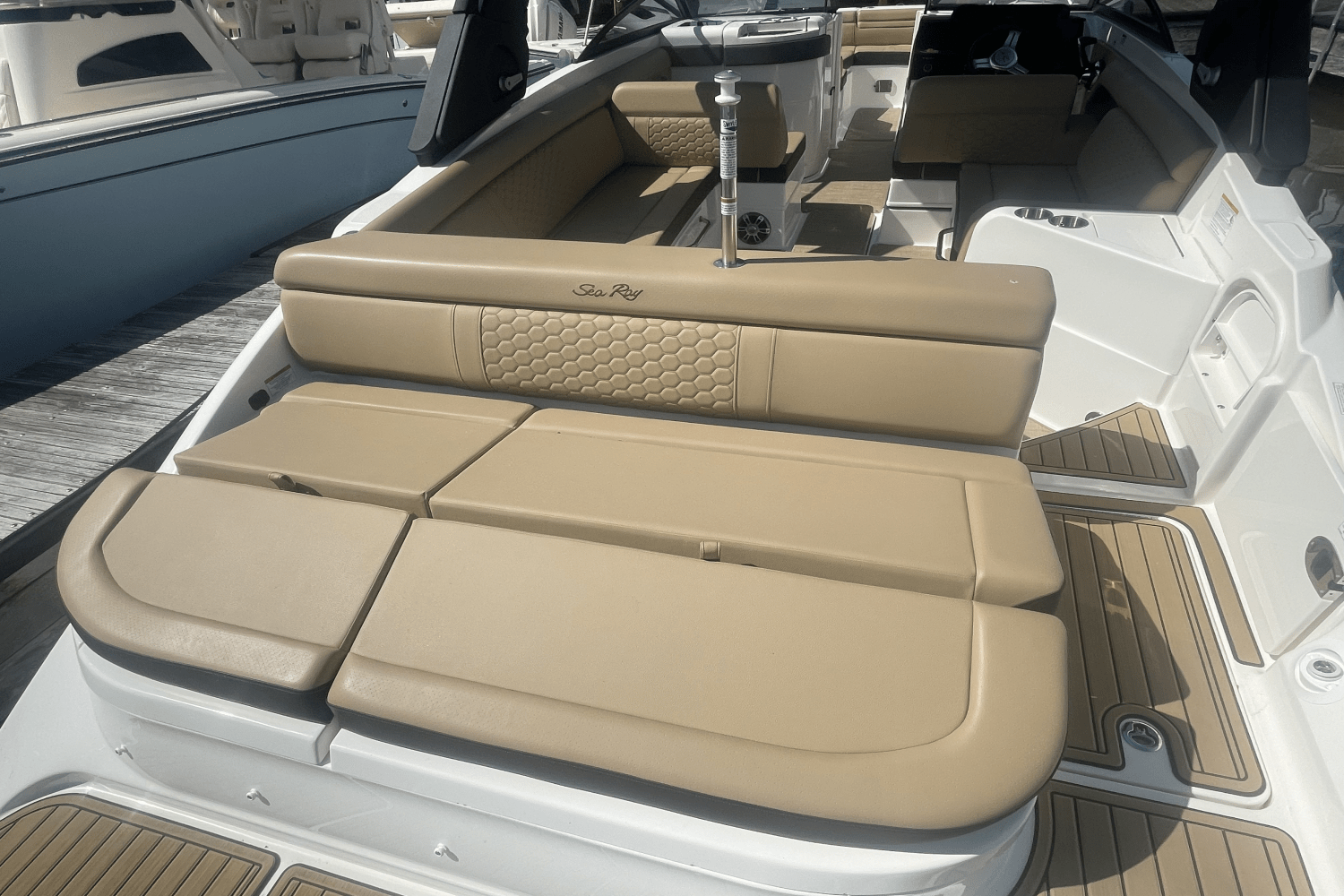 Slide: The Image of Sea Ray SDX 270 Outboard 2024 - 25