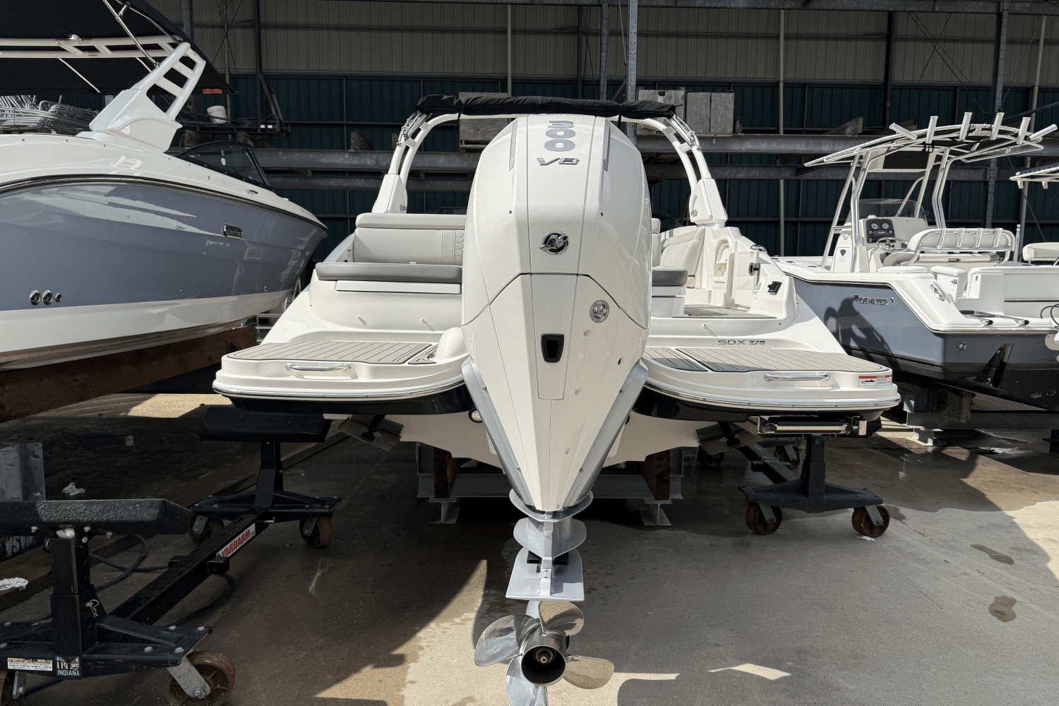 Slide: The Image of Sea Ray SDX 270 Outboard 2024 - 7