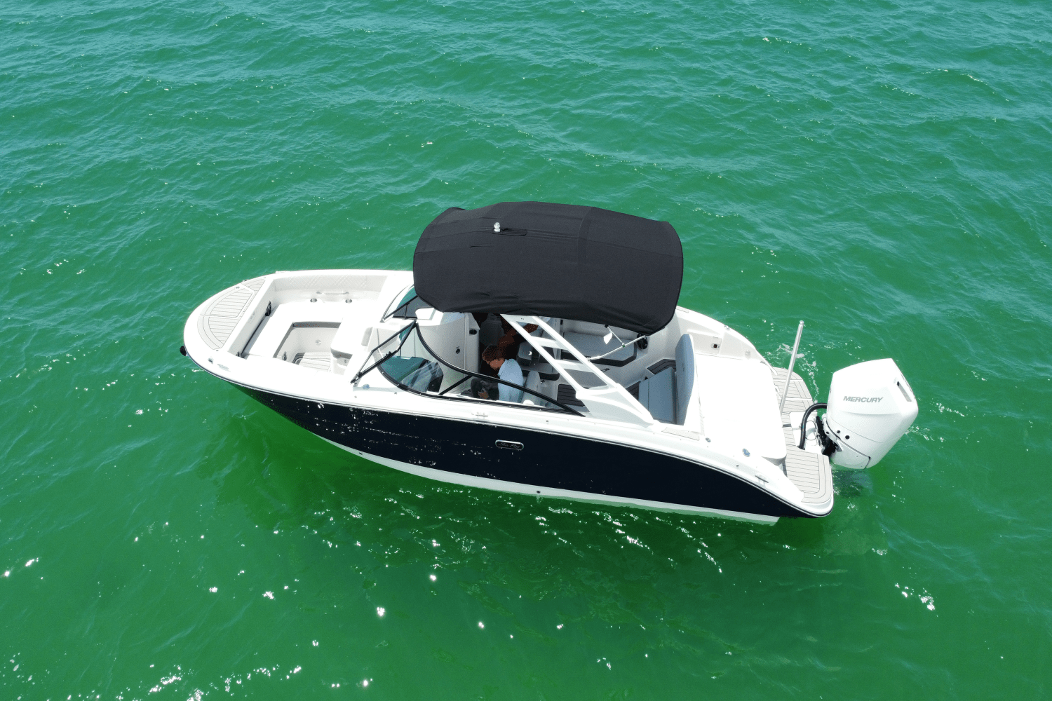 Slide: The Image of Sea Ray SDX 270 Outboard 2025 - 10