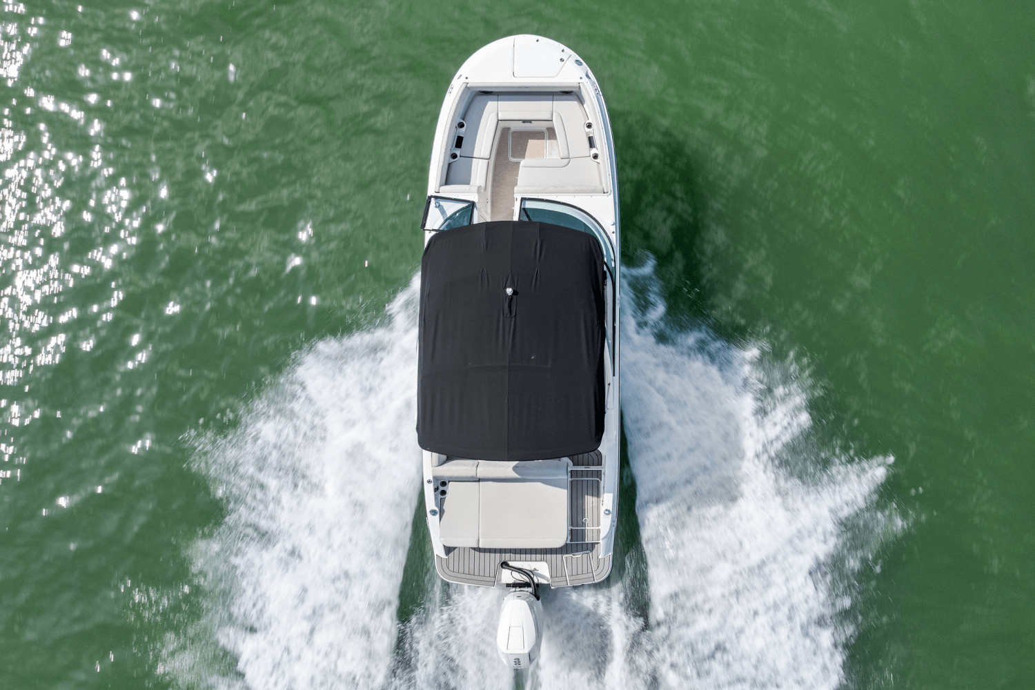 Slide: The Image of Sea Ray SDX 270 Outboard 2025 - 11