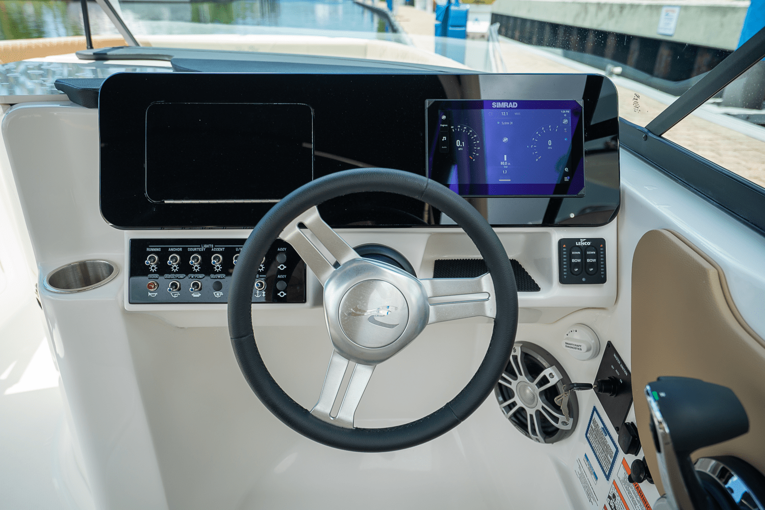 Slide: The Image of Sea Ray SDX 270 Outboard 2025 - 13