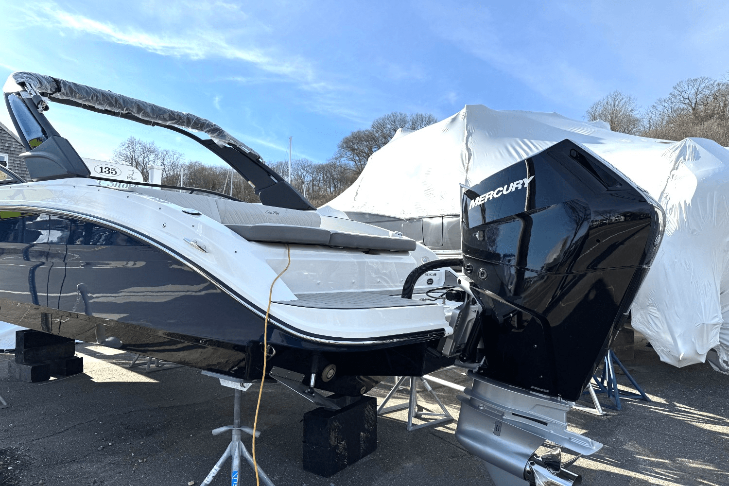 Slide: The Image of Sea Ray SDX 270 Outboard 2025 - 2