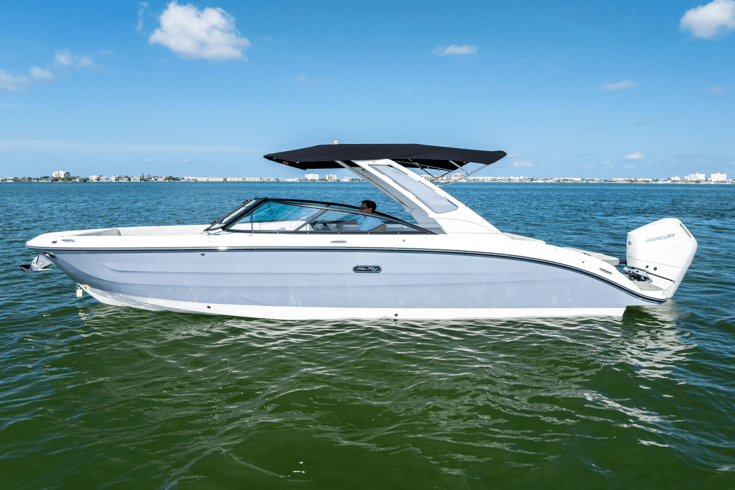 Slide: The Image of Sea Ray SDX 270 Outboard 2025 - 3