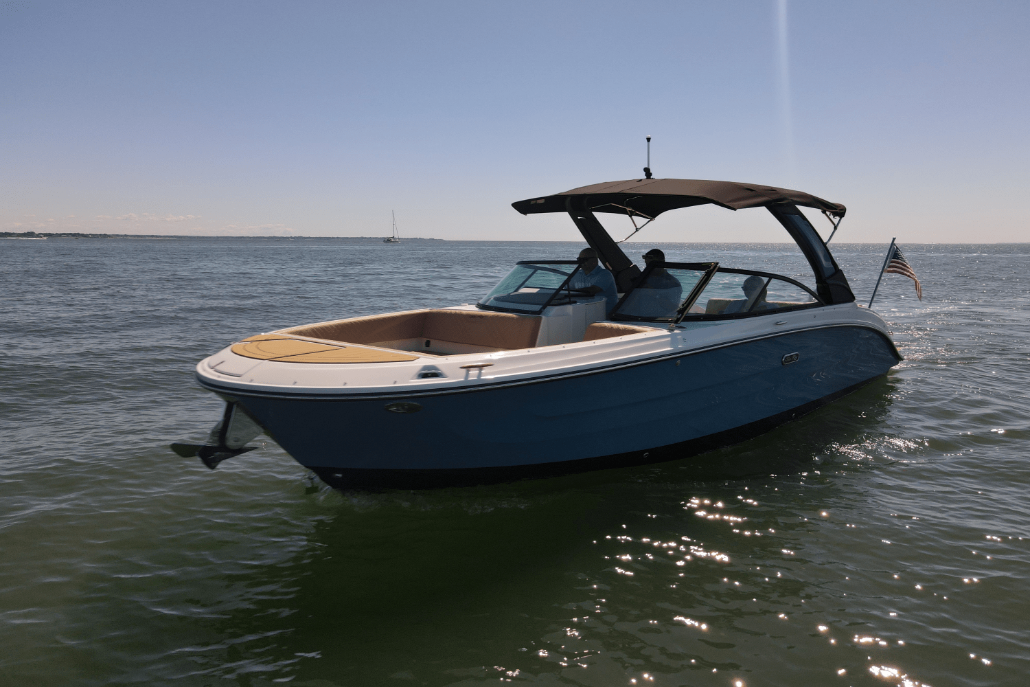 Slide: The Image of Sea Ray SDX 270 Outboard 2025 - 3