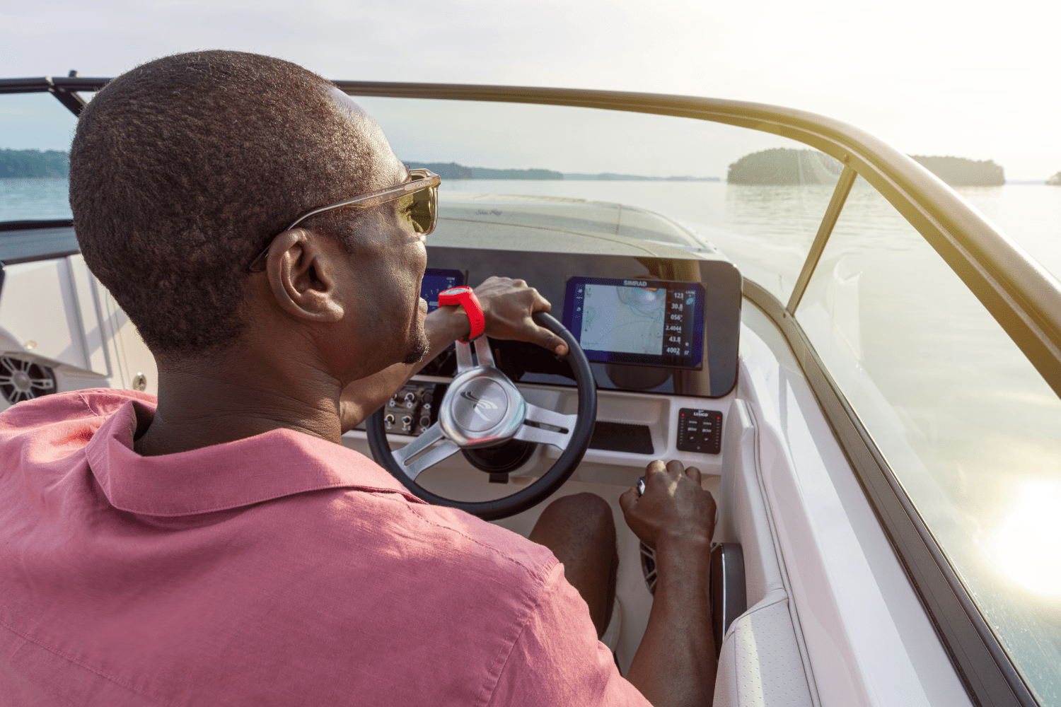 Slide: The Image of Sea Ray SDX 270 Outboard 2025 - 33