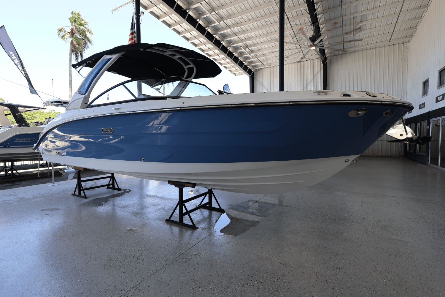 Slide: The Image of Sea Ray SDX 270 Outboard 2025 - 4
