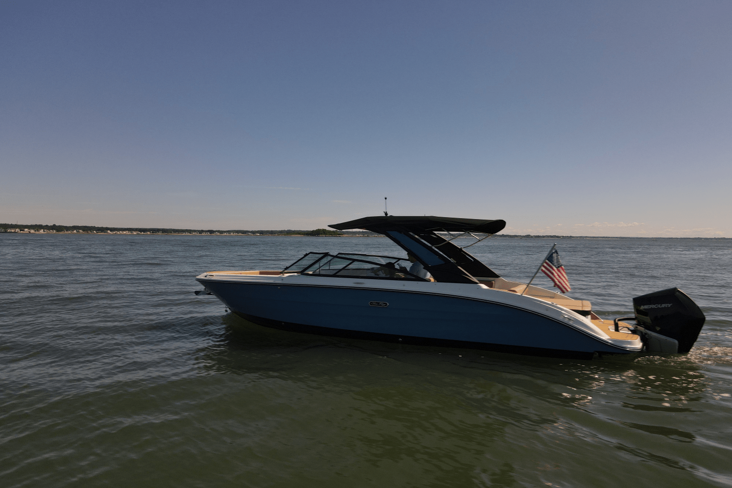 Slide: The Image of Sea Ray SDX 270 Outboard 2025 - 4