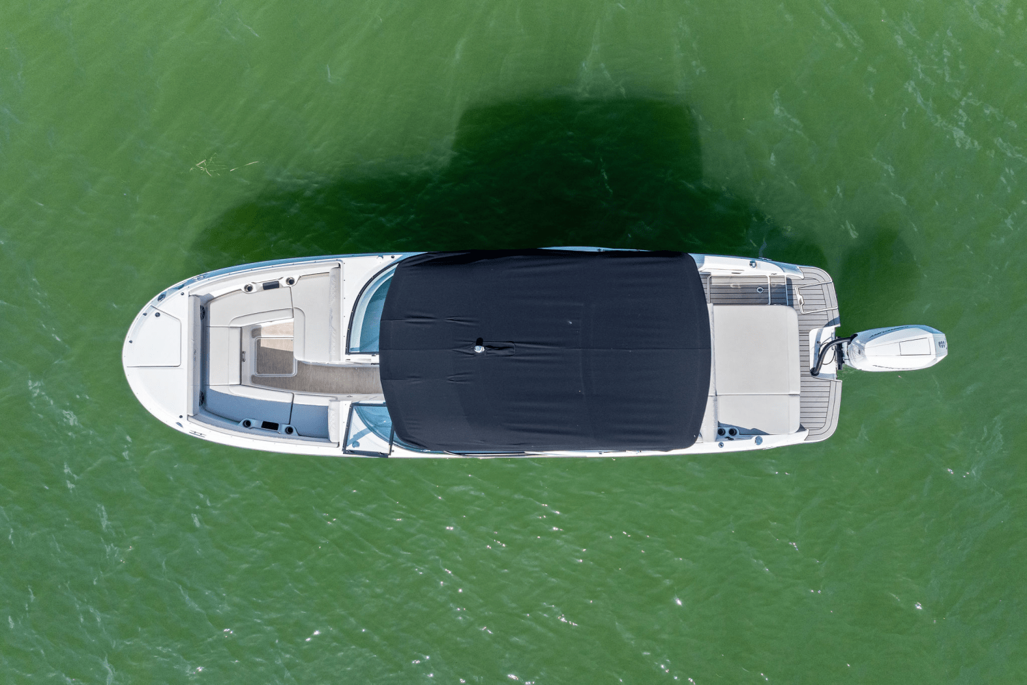 Slide: The Image of Sea Ray SDX 270 Outboard 2025 - 5