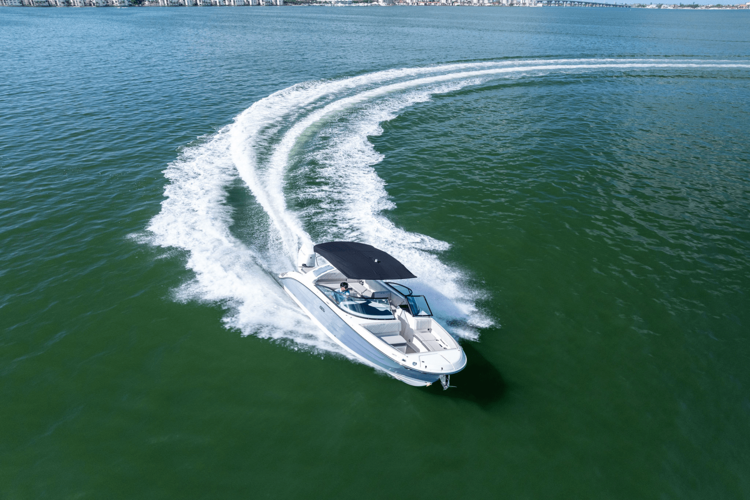 Slide: The Image of Sea Ray SDX 270 Outboard 2025 - 6