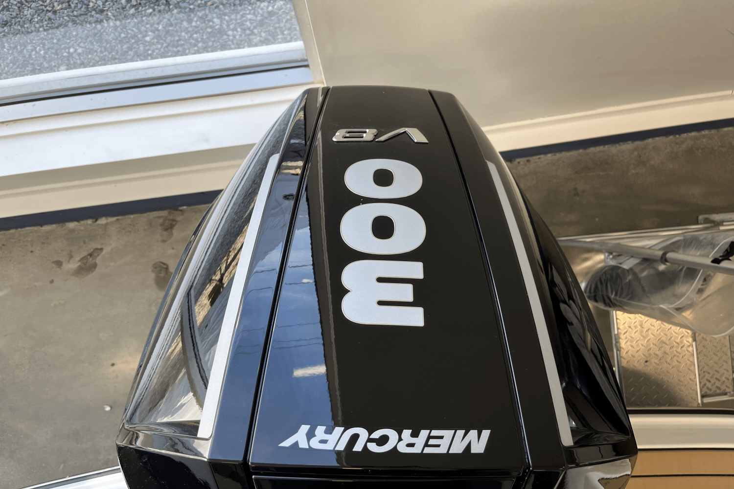 Slide: The Image of Sea Ray SDX 270 Outboard 2025 - 7