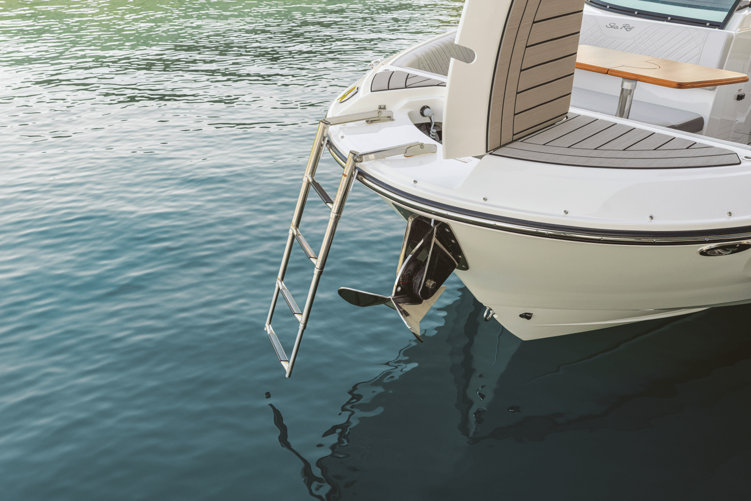 Slide: The Image of Sea Ray SDX 270 Outboard 2025 - 7