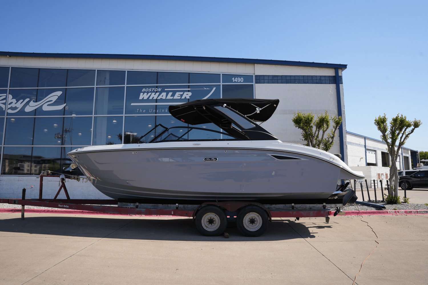 Slide: The Image of Sea Ray SDX 270 Surf 2025 - 0