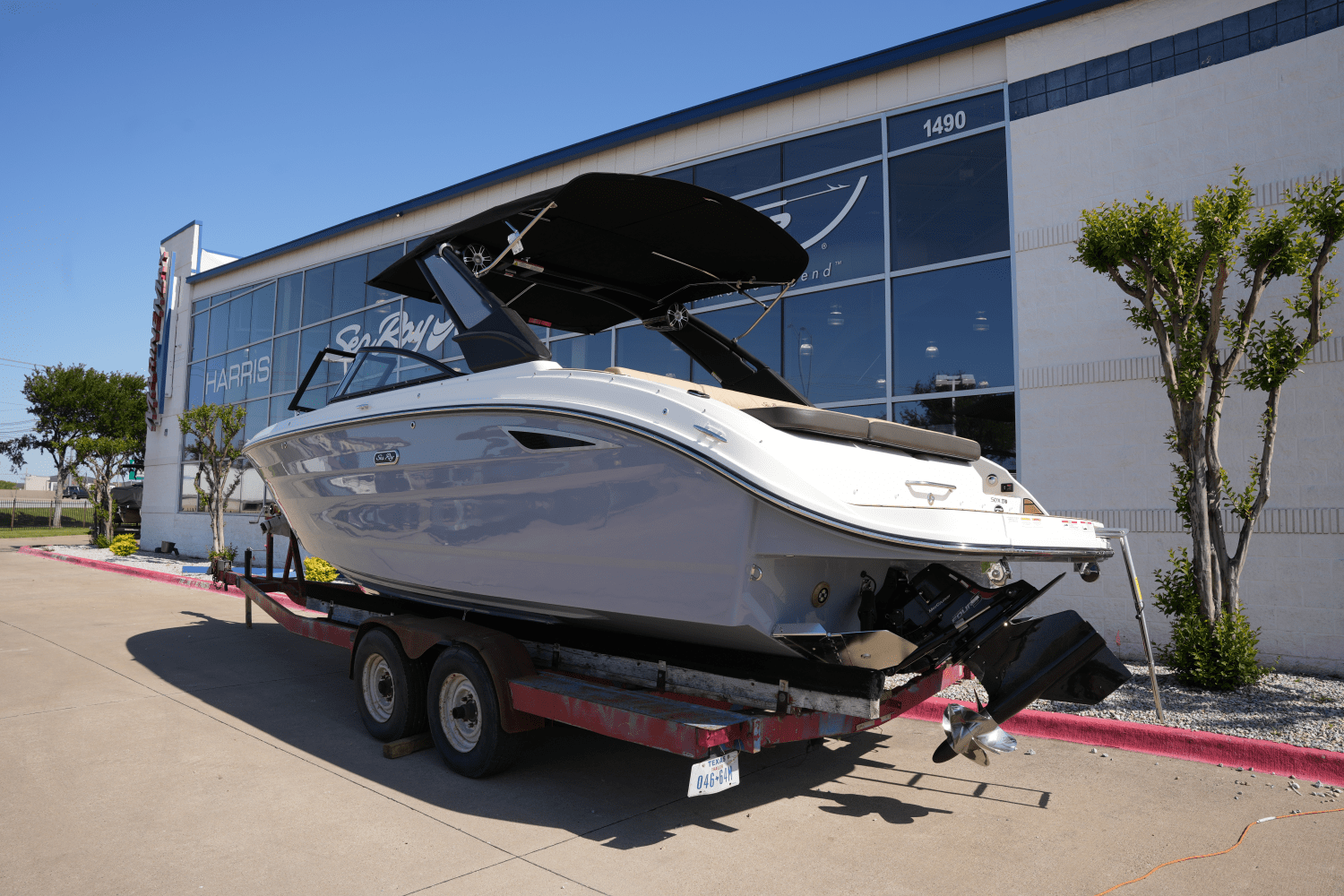 Slide: The Image of Sea Ray SDX 270 Surf 2025 - 2