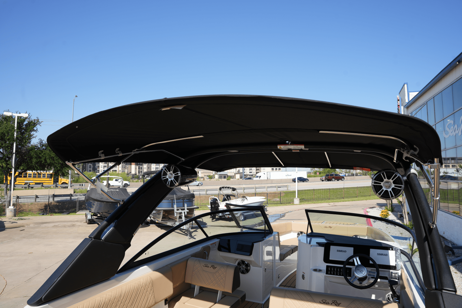 Slide: The Image of Sea Ray SDX 270 Surf 2025 - 6