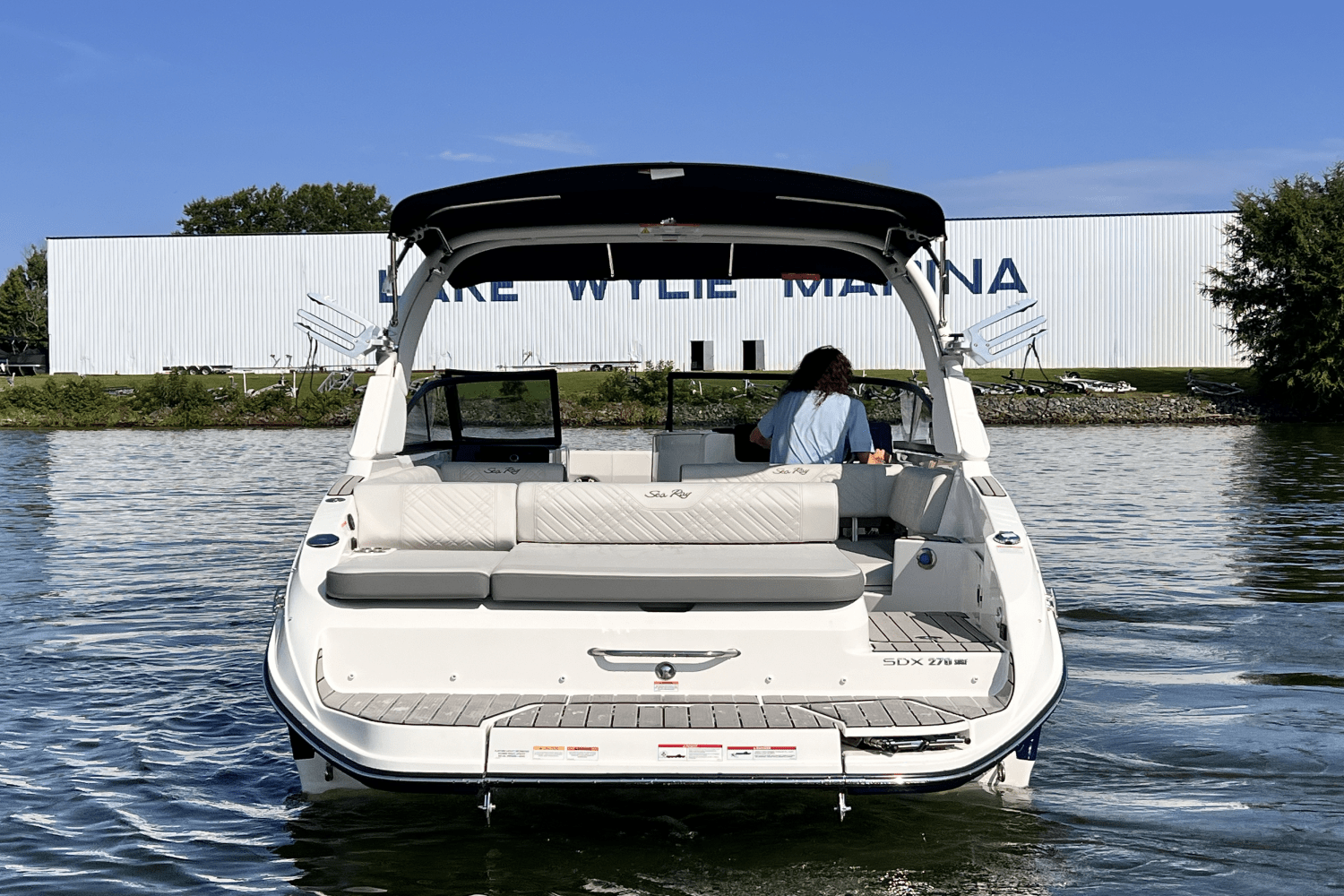 Slide: The Image of Sea Ray SDX 270 Surf 2025 - 8