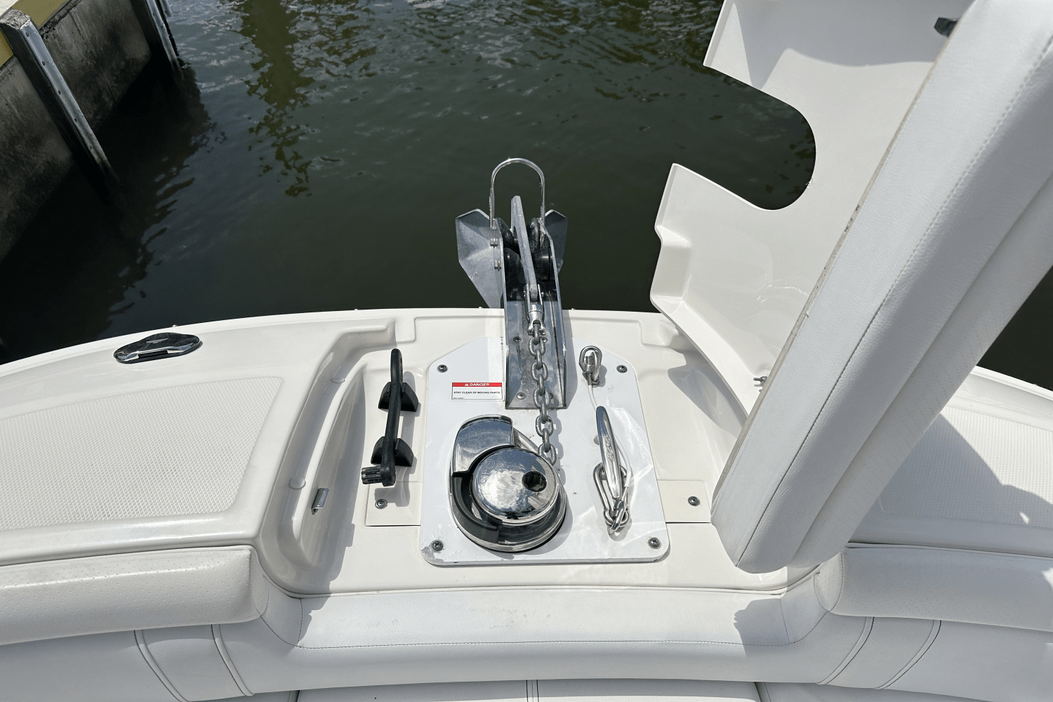 Slide: The Image of Sea Ray SDX 290 Outboard 2021 - 20