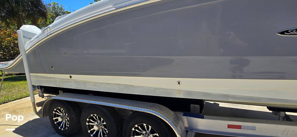 Slide: The Image of Sea Ray SDX 290 Outboard 2023 - 12