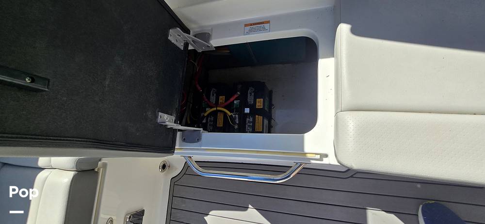 Slide: The Image of Sea Ray SDX 290 Outboard 2023 - 132