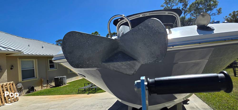 Slide: The Image of Sea Ray SDX 290 Outboard 2023 - 16