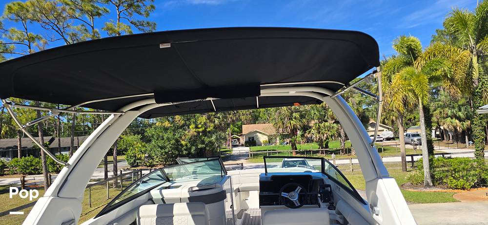 Slide: The Image of Sea Ray SDX 290 Outboard 2023 - 186