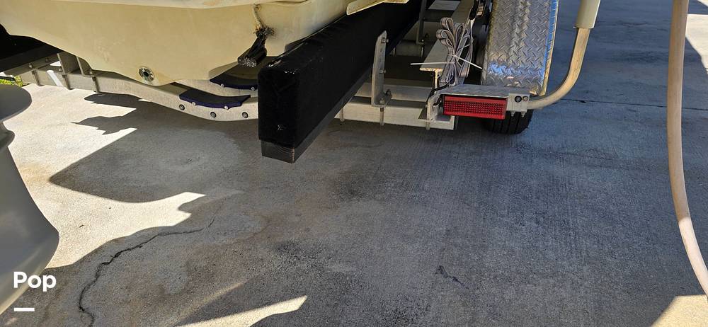 Slide: The Image of Sea Ray SDX 290 Outboard 2023 - 212