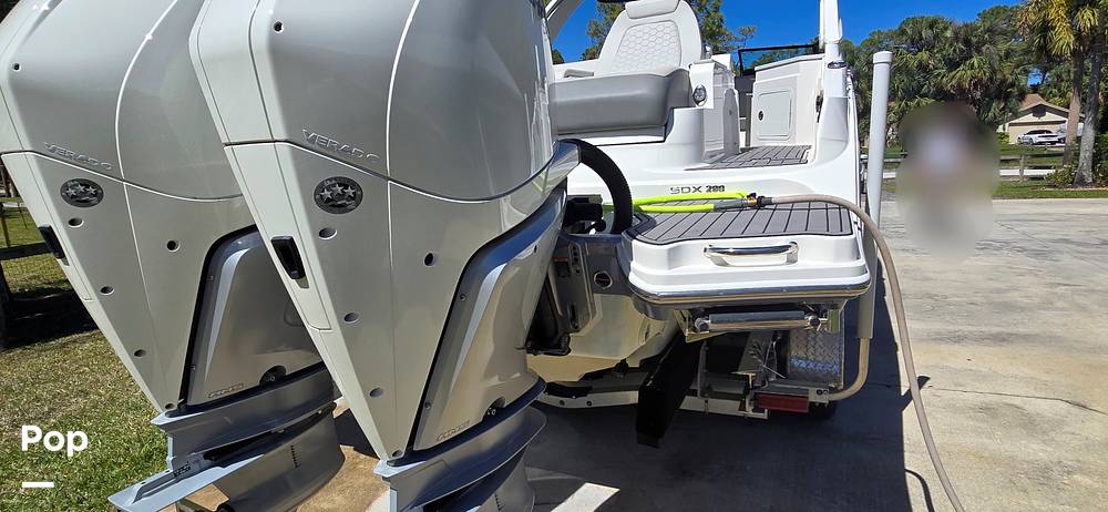 Slide: The Image of Sea Ray SDX 290 Outboard 2023 - 27