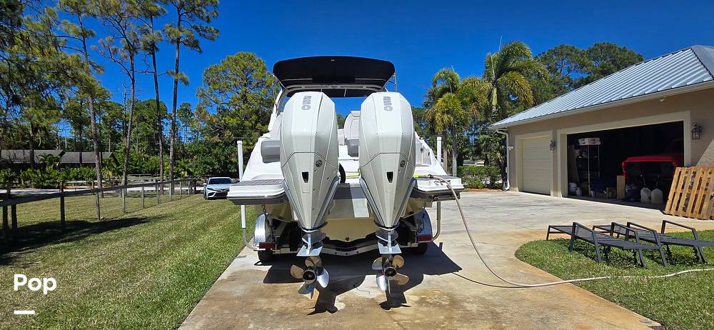 Slide: The Image of Sea Ray SDX 290 Outboard 2023 - 3