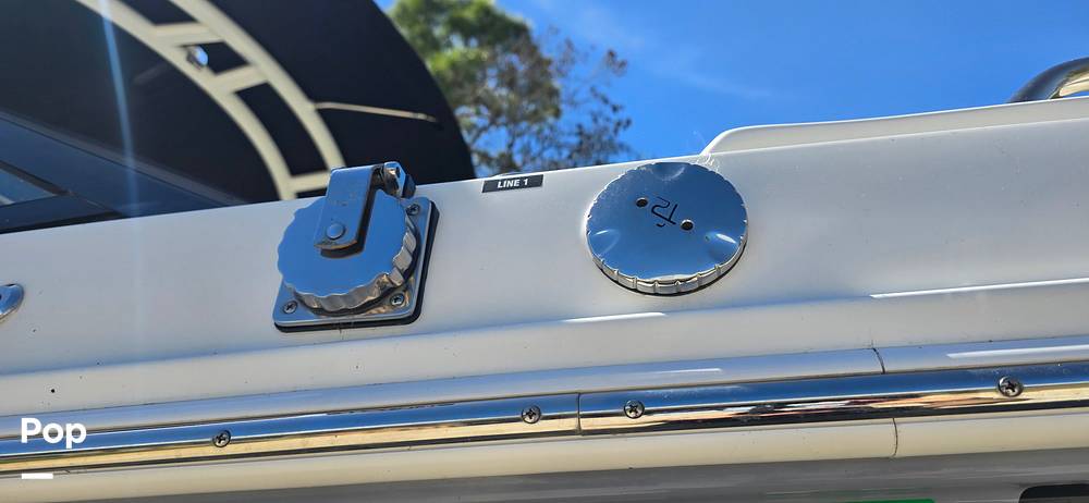 Slide: The Image of Sea Ray SDX 290 Outboard 2023 - 62