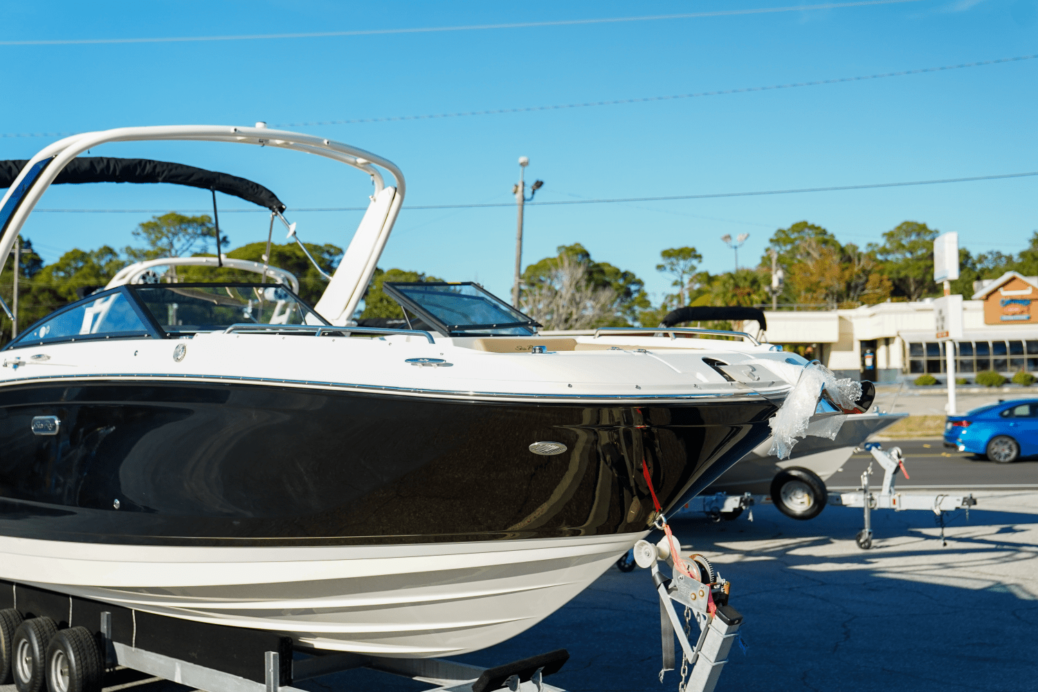 Slide: The Image of Sea Ray SDX 290 Outboard 2025 - 1
