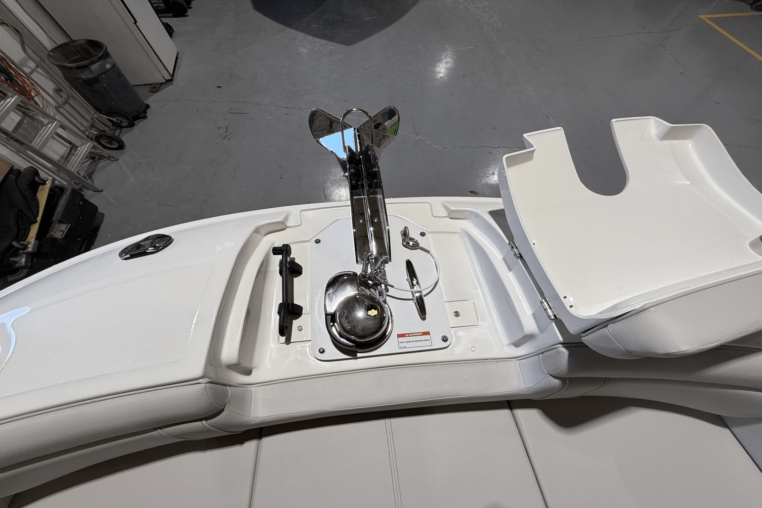 Slide: The Image of Sea Ray SDX 290 Outboard 2025 - 26