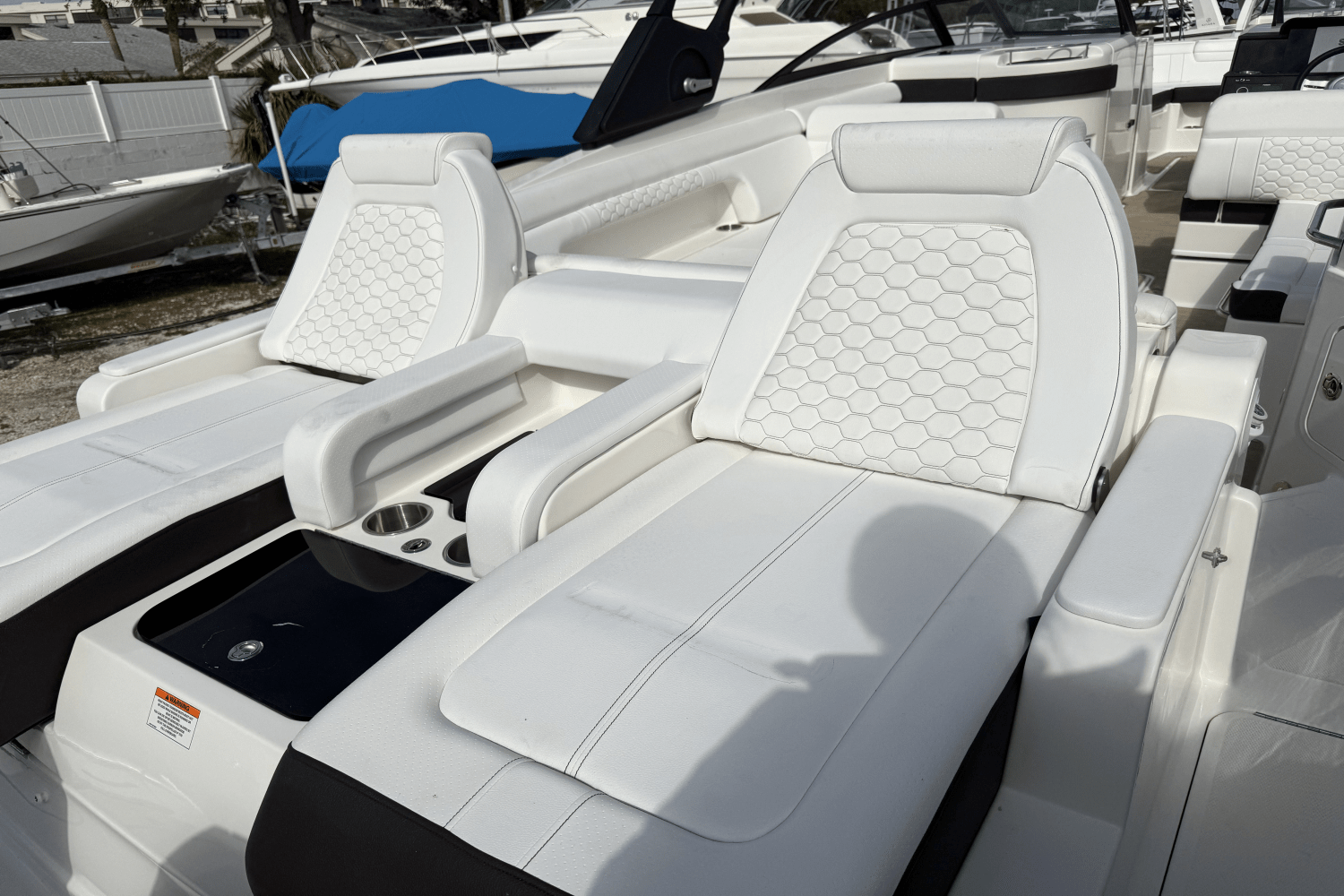 Slide: The Image of Sea Ray SDX 290 Outboard 2025 - 3