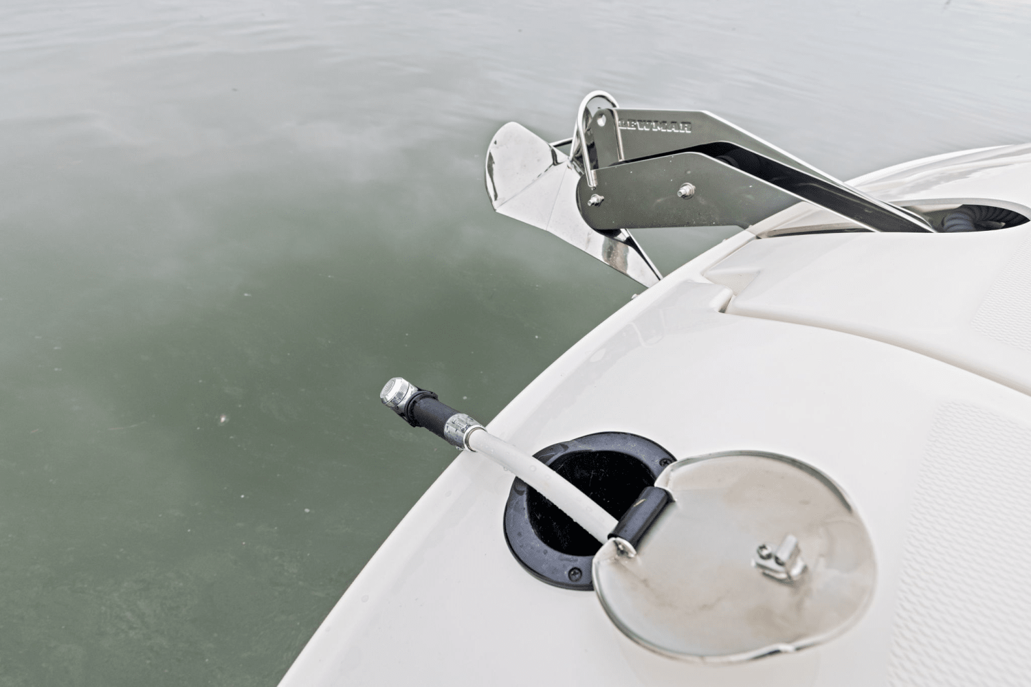 Slide: The Image of Sea Ray SDX 290 Outboard 2025 - 44