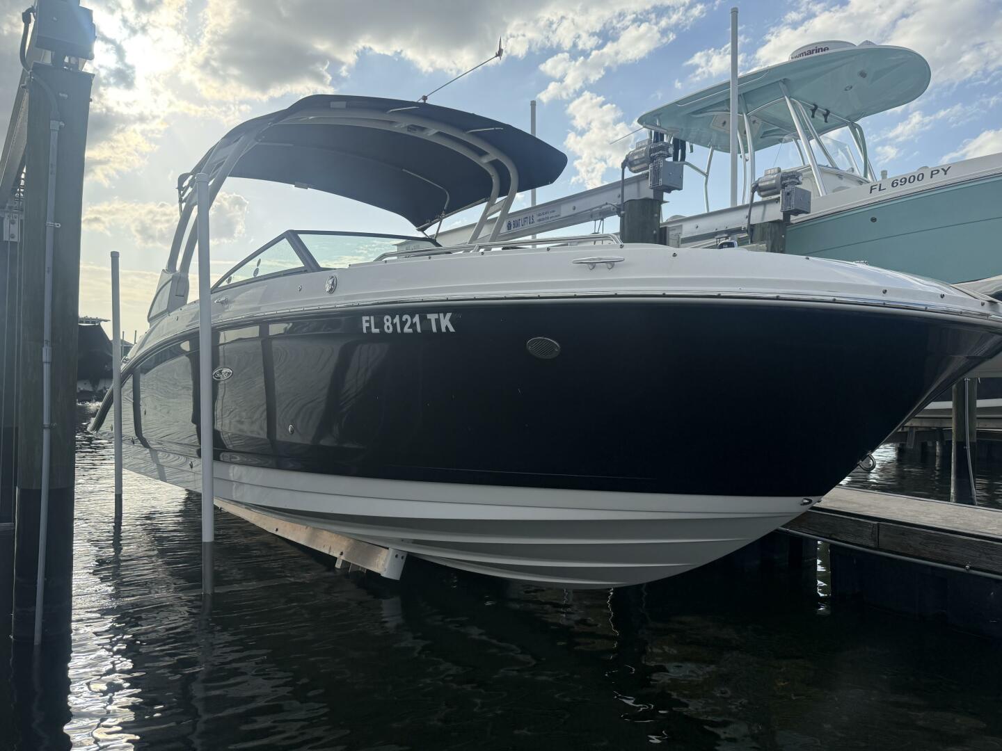 Slide: The Image of Sea Ray SDX OB 2023 - 5354057