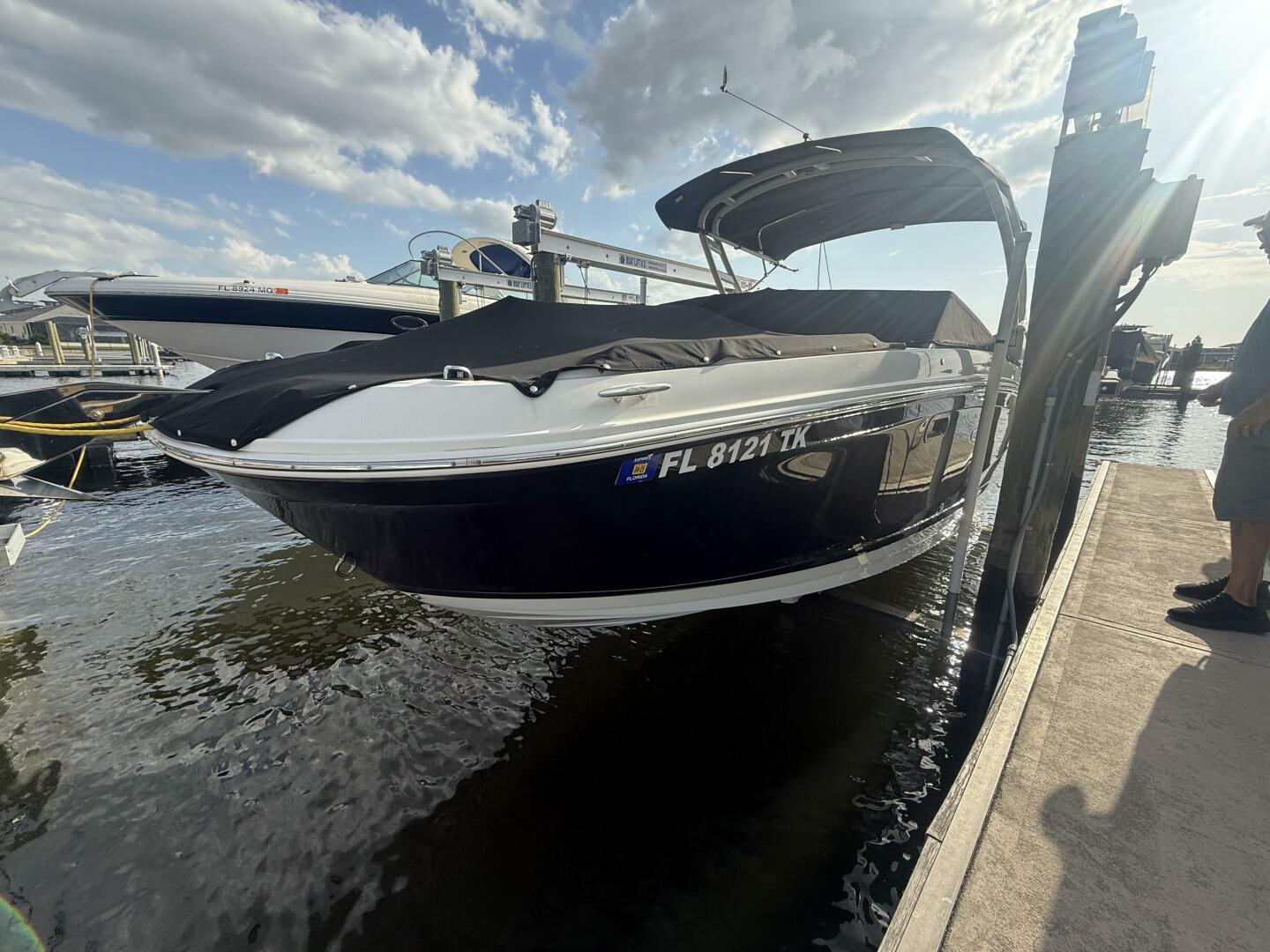 Slide: The Image of Sea Ray SDX OB 2023 - 5354058