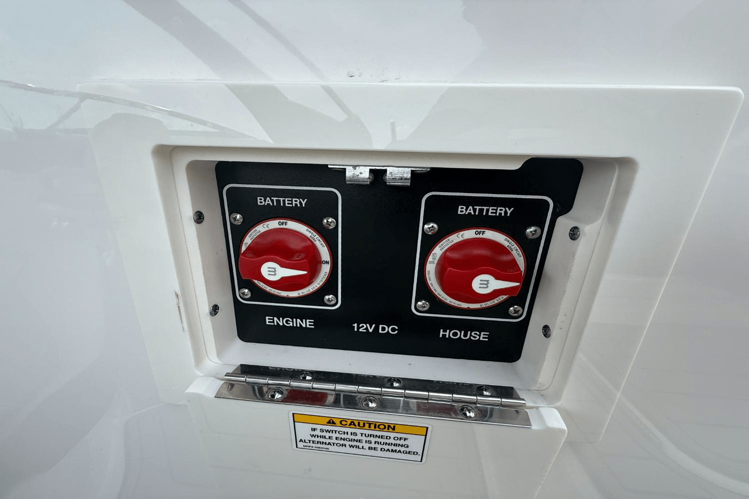 Slide: The Image of Sea Ray SLX 250 2021 - 11