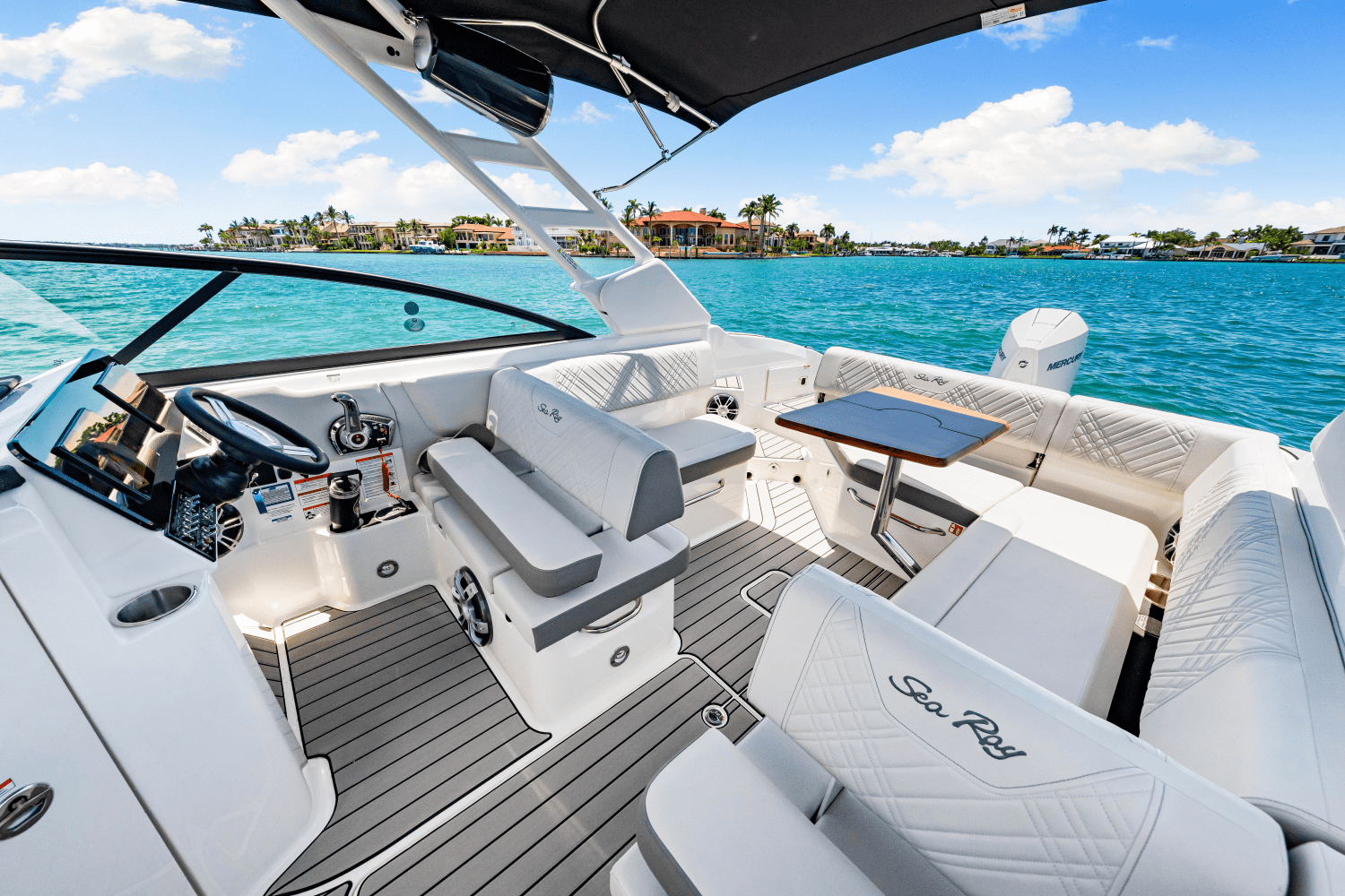 Slide: The Image of Sea Ray SLX 260 Outboard 2024 - 23