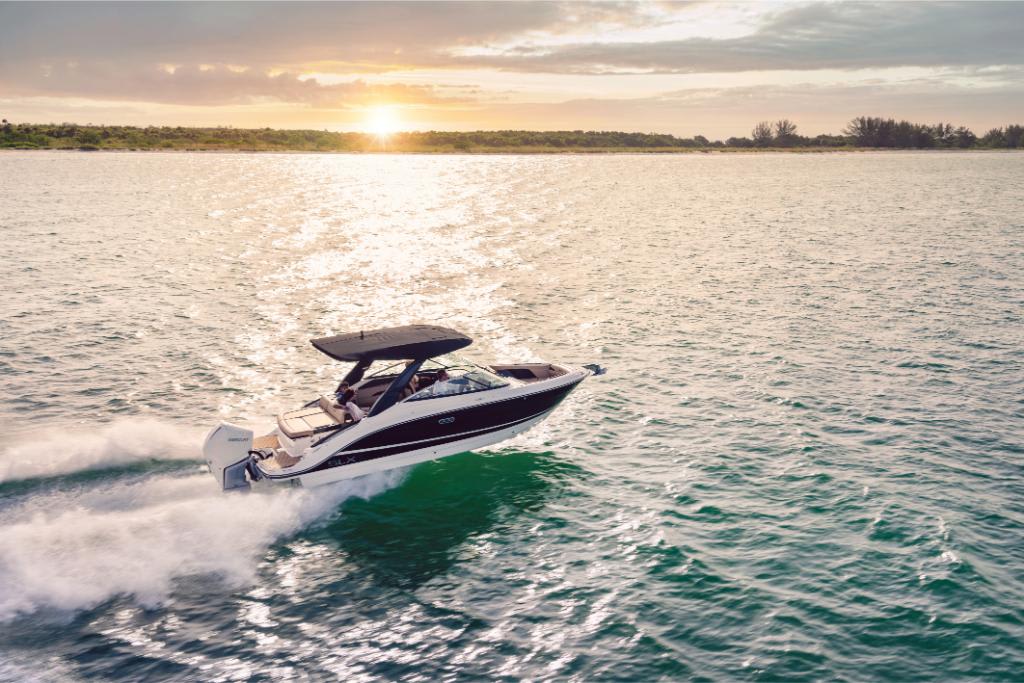 Slide: The Image of Sea Ray SLX 260 Outboard 2024 - 27