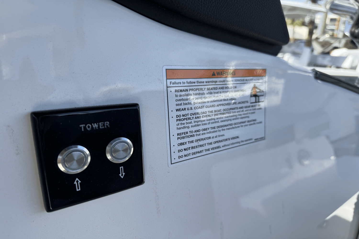 Slide: The Image of Sea Ray SLX 260 Outboard 2025 - 13