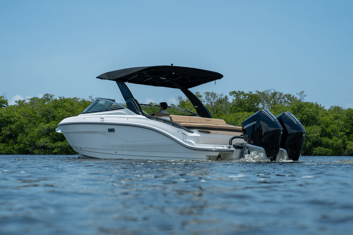 Slide: The Image of Sea Ray SLX 280 2025 - 1
