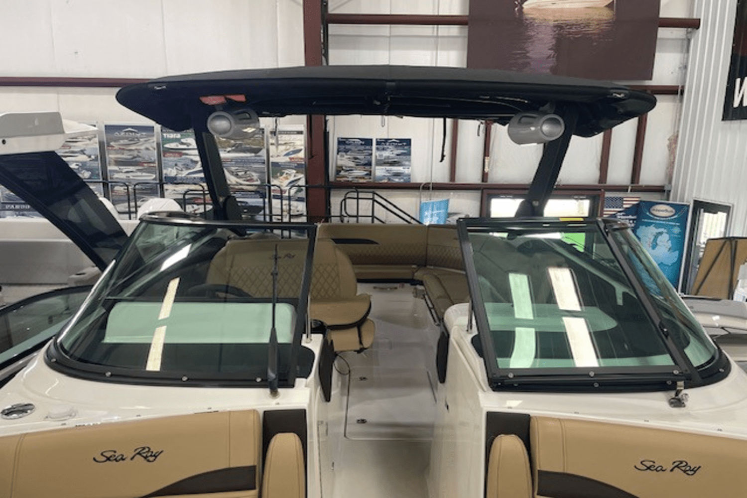 Slide: The Image of Sea Ray SLX 280 2025 - 34