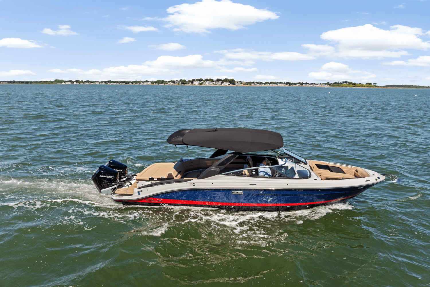 Slide: The Image of Sea Ray SLX 280 2025 - 37