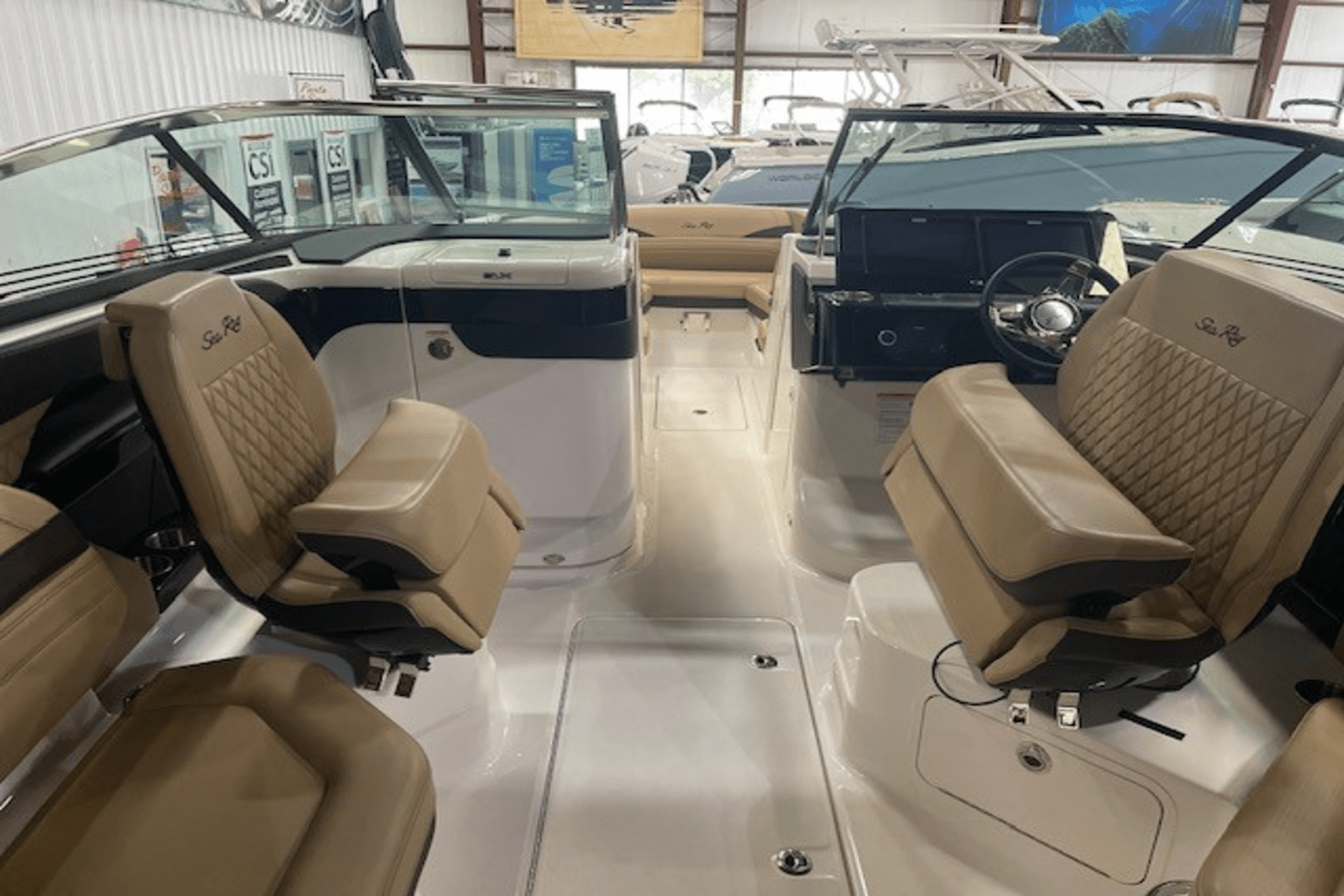 Slide: The Image of Sea Ray SLX 280 2025 - 7